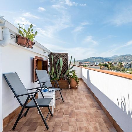 Naxos Charming Penthouse With Swimming Pool X6 Leilighet Giardini Naxos Eksteriør bilde