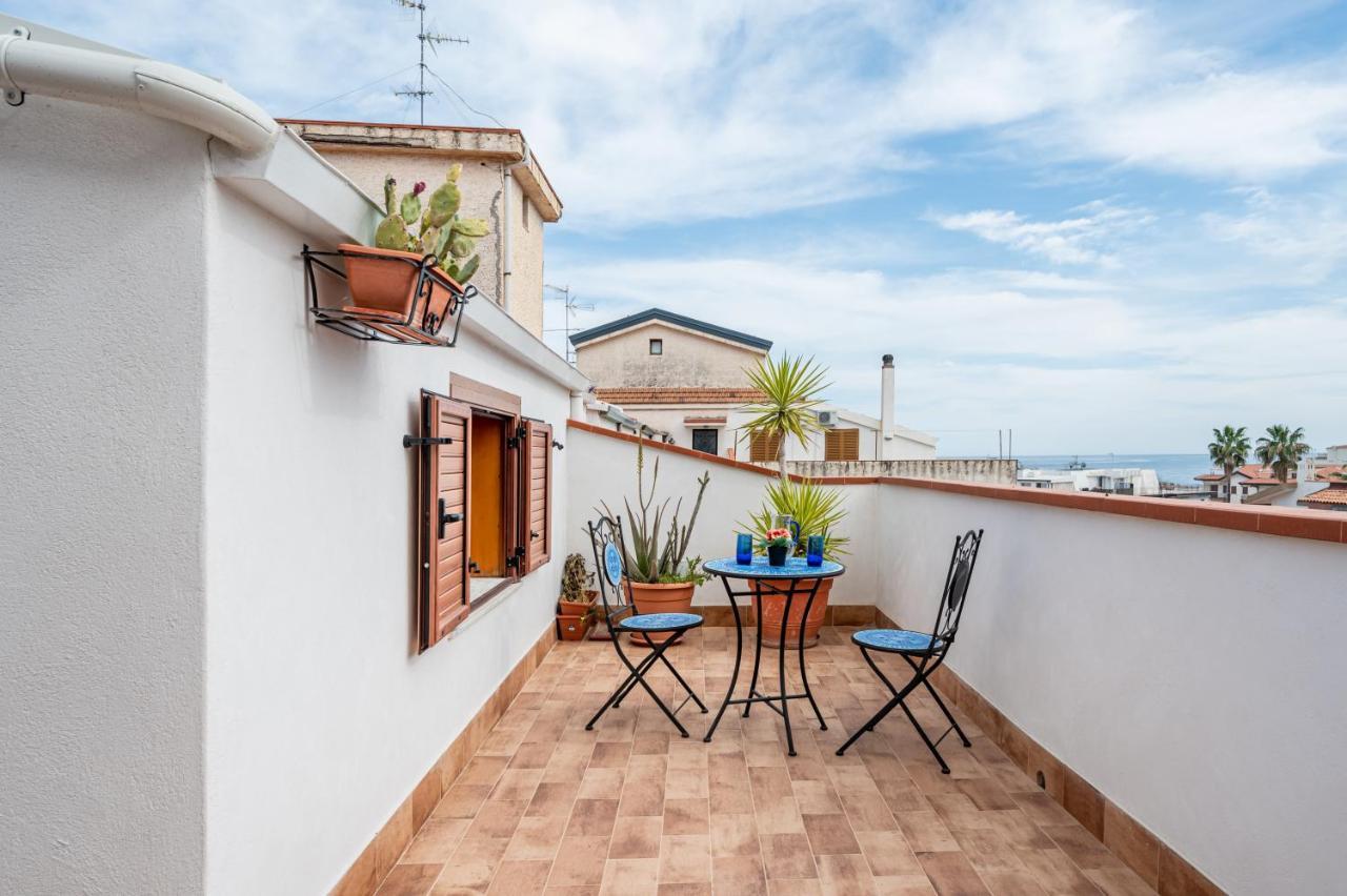 Naxos Charming Penthouse With Swimming Pool X6 Leilighet Giardini Naxos Eksteriør bilde
