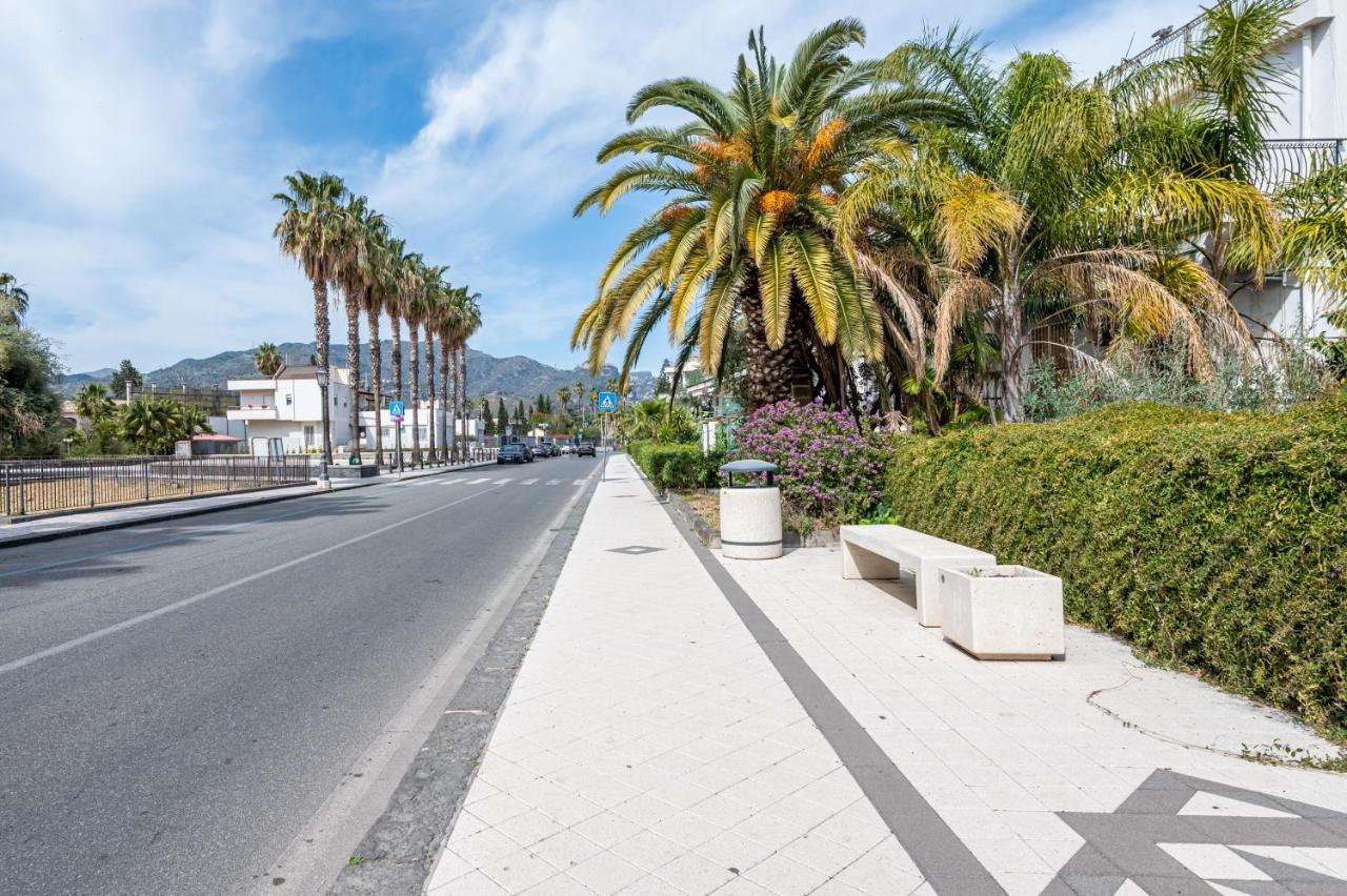 Naxos Charming Penthouse With Swimming Pool X6 Leilighet Giardini Naxos Eksteriør bilde
